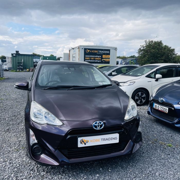 Toyota Aquq 2016 Hybrid Automatic
